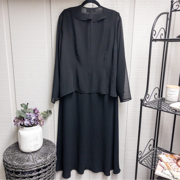 DONATING 02/01 | Vintage Evan Picone Dress and Shrug - Picture 4 of 6